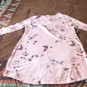 EUC Soma night shirt w/ chest pocket 3/4 sleeves